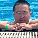 Знакомства: Жорик, 35 лет, Саратов