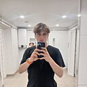 Знакомства: Кирилл, 21 год, Алчевск