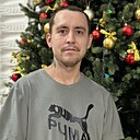 Знакомства: Александр, 30 лет, Кировград