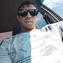 Знакомства: Максим, 29 лет, Челябинск