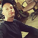 Знакомства: Антон, 25 лет, Полевской