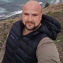 Знакомства: Илья, 31 год, Окуловка