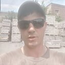 Знакомства: Денис, 35 лет, Караганда