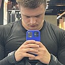 Знакомства: Павел, 25 лет, Москва