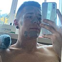 Знакомства: Виктор, 27 лет, Новомосковск