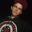 Знакомства: Андрей, 24 года, Феодосия