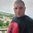 Знакомства: Рома, 33 года, Златоуст