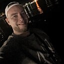 Знакомства: Александр, 27 лет, Азов