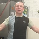 Знакомства: Владимир, 44 года, Амвросиевка