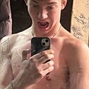 Знакомства: Виктор, 19 лет, Домодедово