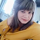 Знакомства: Ксения, 27 лет, Новониколаевский