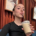 Знакомства: Виктория, 27 лет, Санкт-Петербург