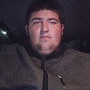 Знакомства: Максим, 21 год, Бобров