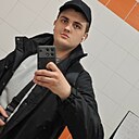 Знакомства: Александр, 21 год, Югорск