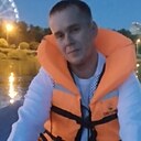 Знакомства: Артём, 32 года, Лучегорск