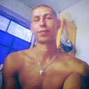 Знакомства: Александр, 33 года, Змеиногорск