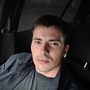 Знакомства: Кирилл, 32 года, Владивосток