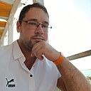 Знакомства: Сергей, 32 года, Челябинск