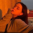 Знакомства: Вика, 19 лет, Санкт-Петербург
