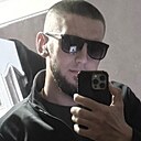 Знакомства: Виктор, 27 лет, Минск