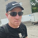 Знакомства: Толян, 35 лет, Калачинск