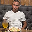 Знакомства: Ильвир, 22 года, Альметьевск