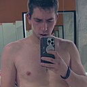 Знакомства: Денис, 27 лет, Троицк