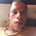 Знакомства: Вова, 25 лет, Киров