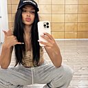 Знакомства: Яна, 27 лет, Комсомольск-на-Амуре