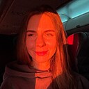 Знакомства: Мира, 29 лет, Москва