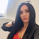 Знакомства: Виктория, 33 года, Санкт-Петербург