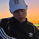 Знакомства: Дмитрий, 28 лет, Луга