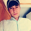 Знакомства: Артём, 30 лет, Гюмри