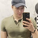 Знакомства: Максим, 31 год, Тюмень