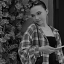 Знакомства: Мари, 18 лет, Пятигорск