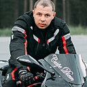 Знакомства: Александр, 32 года, Югорск