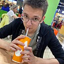 Знакомства: Максим, 19 лет, Уфа