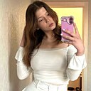 Знакомства: Полина, 20 лет, Тюмень