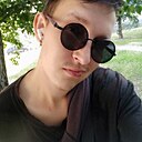 Знакомства: Олег, 24 года, Днепр