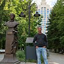 Знакомства: Иван, 32 года, Севастополь