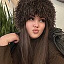 Знакомства: Вика, 21 год, Москва