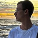Знакомства: Антон, 26 лет, Бугульма