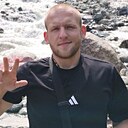 Знакомства: Макс, 22 года, Лиски