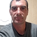 Знакомства: Дмитрий, 35 лет, Круглое