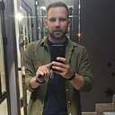 Знакомства: Артем, 34 года, Калининград