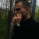 Знакомства: Данил, 22 года, Сургут