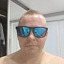 Знакомства: Виктор, 38 лет, Великий Новгород