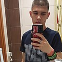 Знакомства: Михаил, 19 лет, Лесной