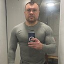 Знакомства: Макс, 37 лет, Таганрог