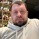 Знакомства: Антон, 35 лет, Москва